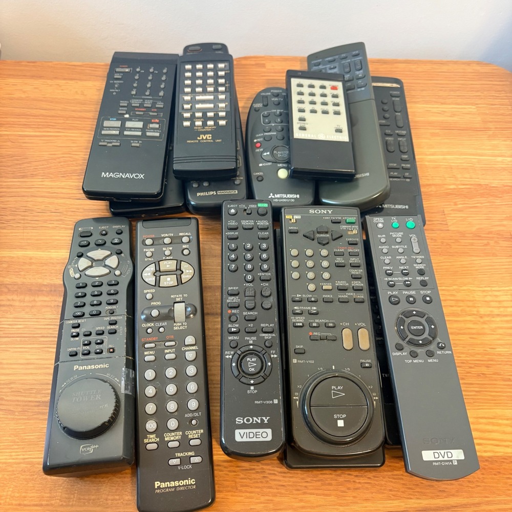 FOR PARTS Vintage Remote Control 15PC Lot Sony Panasonic Mitsubishi Magnavox